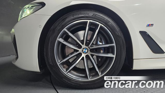 BMW 5-Series 520i M Sport