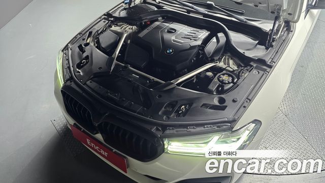 BMW 5-Series 520i M Sport