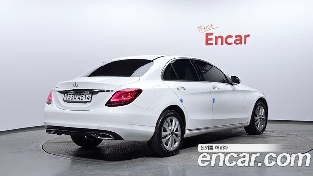 Mercedes-Benz C-Class C200 Avantgarde