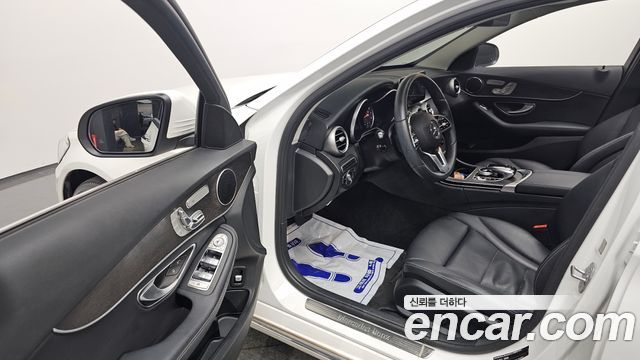 Mercedes-Benz C-Class C200 Avantgarde