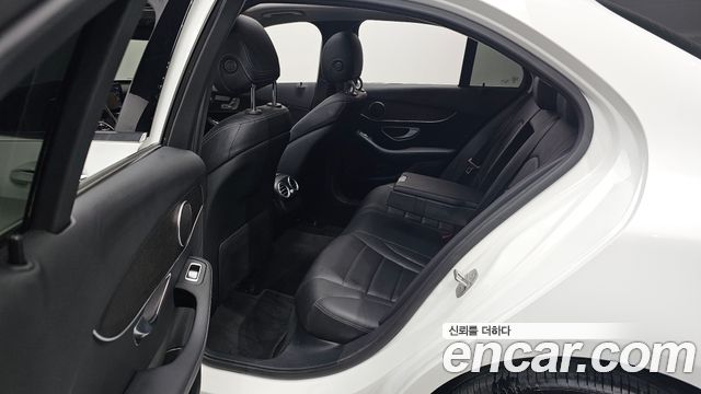 Mercedes-Benz C-Class C200 Avantgarde