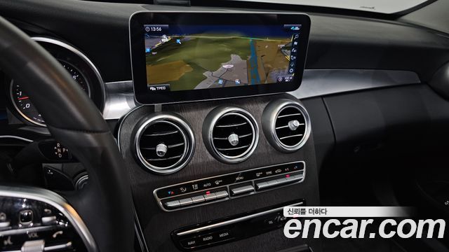 Mercedes-Benz C-Class C200 Avantgarde