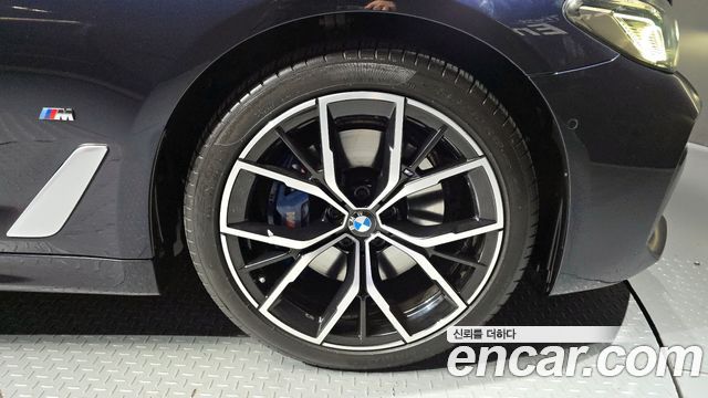 BMW 5-Series 530i M Sport Package