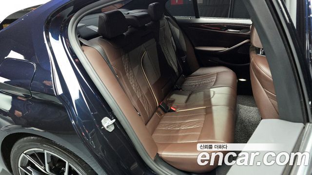 BMW 5-Series 530i M Sport Package