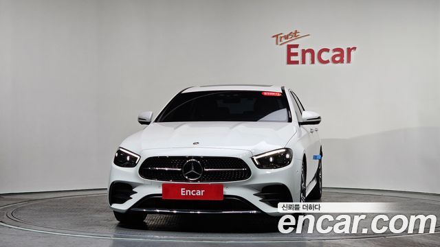 Mercedes-Benz E-Class E220d 4MATIC AMG Line