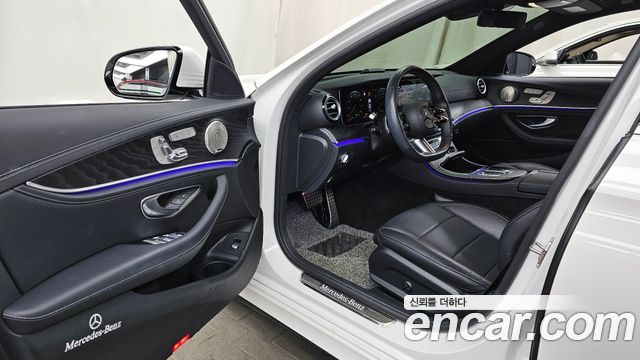Mercedes-Benz E-Class E220d 4MATIC AMG Line