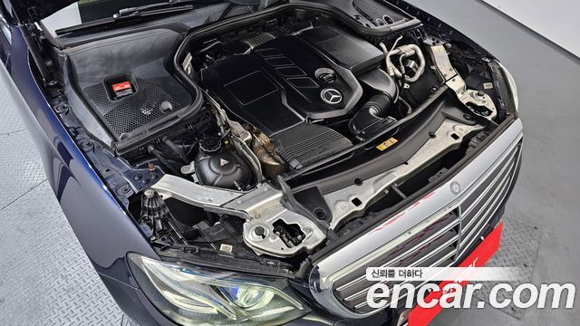 Mercedes-Benz E-Class E220d Exclusive