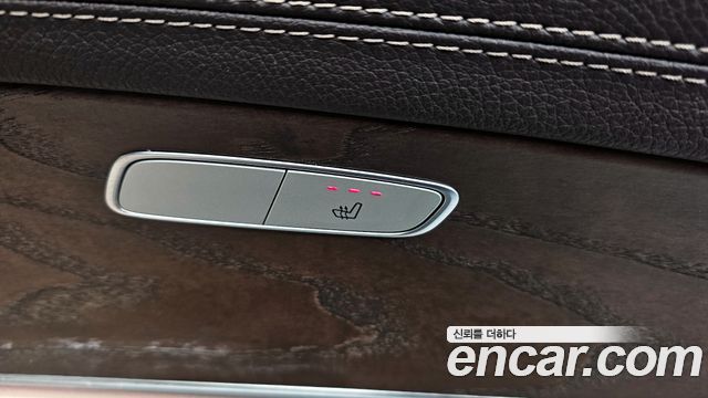 Mercedes-Benz E-Class E220d Exclusive
