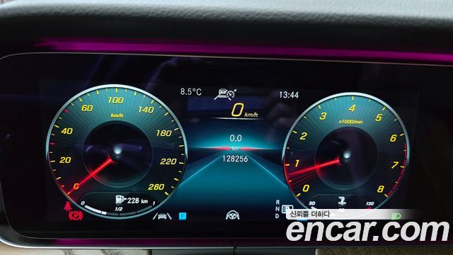 Mercedes-Benz E-Class E250 Exclusive