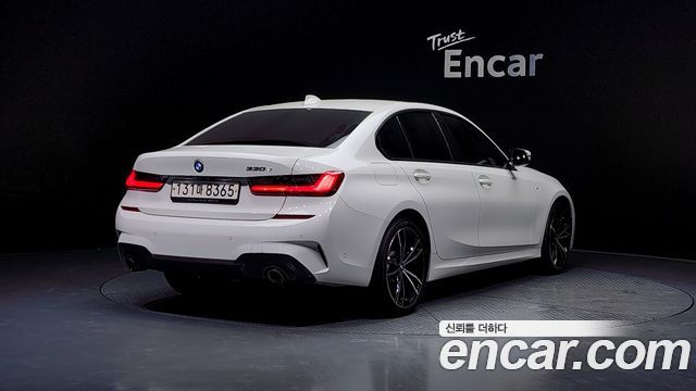 BMW 3-Series 330e M Sport