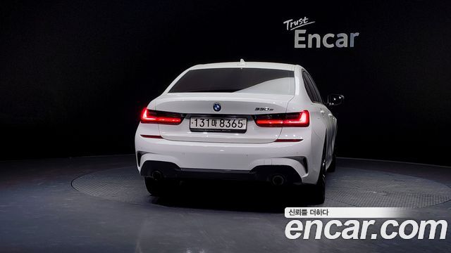 BMW 3-Series 330e M Sport