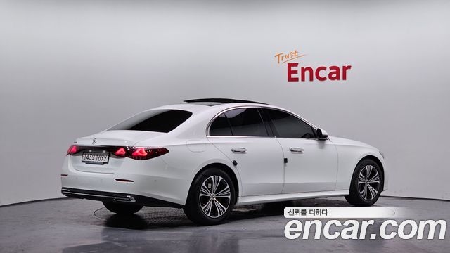 Mercedes-Benz E-Class E200 Avantgarde
