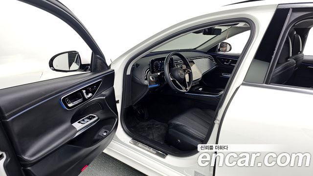 Mercedes-Benz E-Class E200 Avantgarde