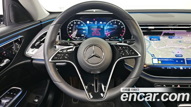 Mercedes-Benz E-Class E200 Avantgarde