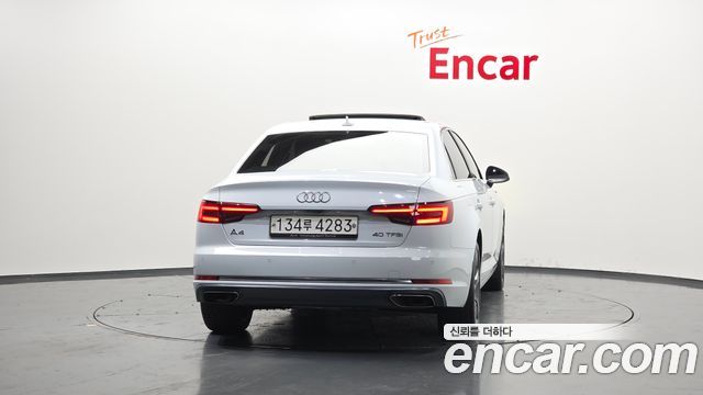 Audi A4 40 TFSI Premium