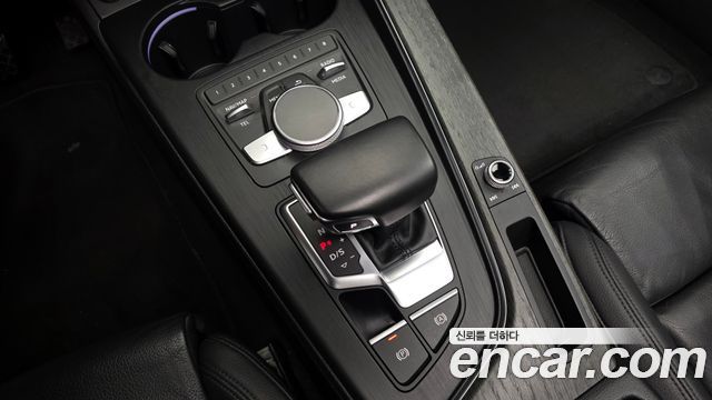 Audi A4 40 TFSI Premium