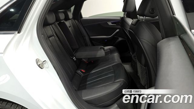 Audi A4 40 TFSI Premium