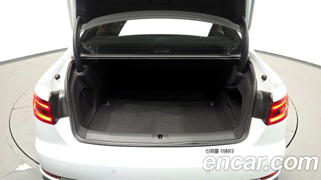 Audi A4 40 TFSI Premium