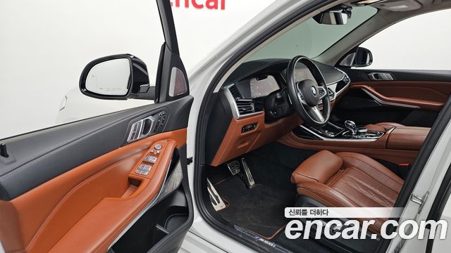 BMW X7 M50i 6STR