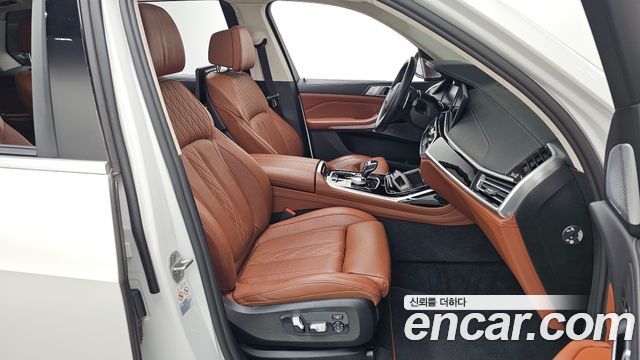 BMW X7 M50i 6STR