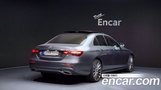 Mercedes-Benz E-Class E350 4MATIC AMG Line