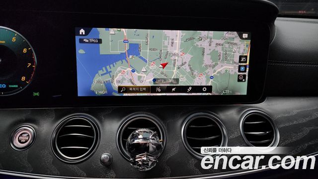 Mercedes-Benz E-Class E350 4MATIC AMG Line