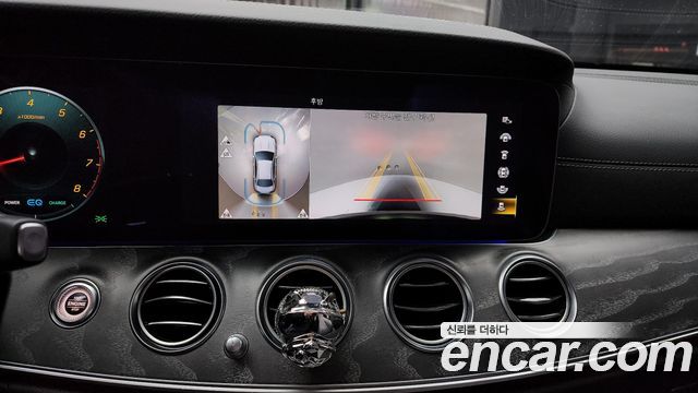 Mercedes-Benz E-Class E350 4MATIC AMG Line