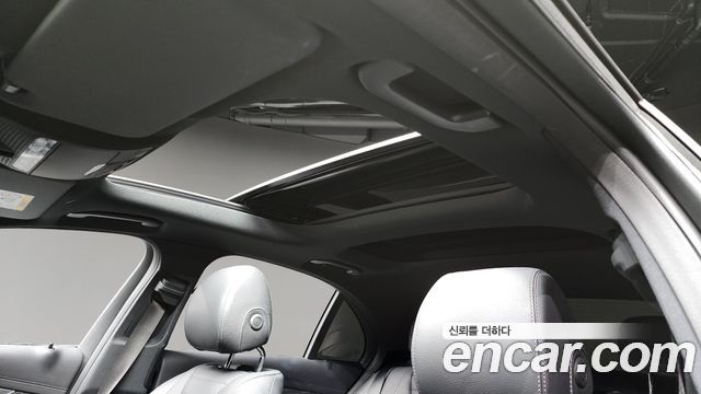Mercedes-Benz E-Class E350 4MATIC AMG Line