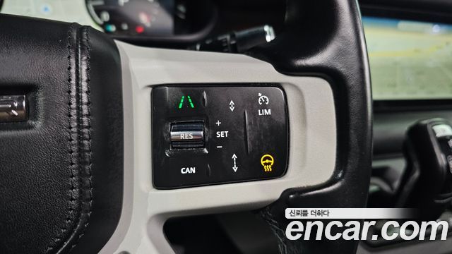 Land Rover Defender 110 D300 HSE