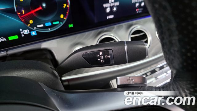 Mercedes-Benz E-Class E350 4MATIC AMG Line Edition
