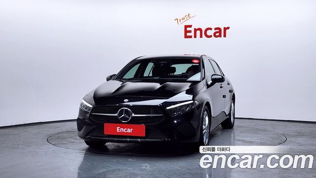 Mercedes-Benz A-Class A220 Hatchback