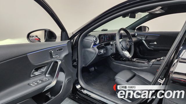 Mercedes-Benz A-Class A220 Hatchback