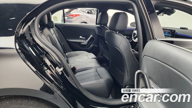 Mercedes-Benz A-Class A220 Hatchback