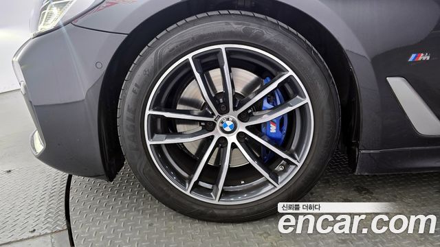 BMW 5-Series 520i M Sport
