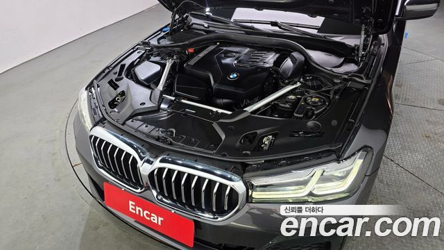 BMW 5-Series 520i M Sport
