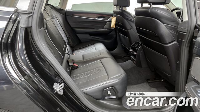 BMW Gran Turismo 630i xDrive Luxury