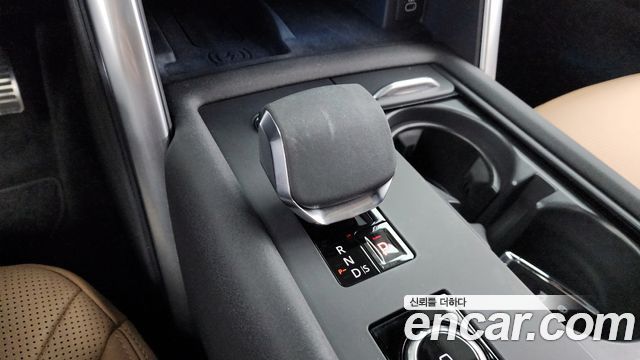 Land Rover Discovery P360 Dynamic HSE