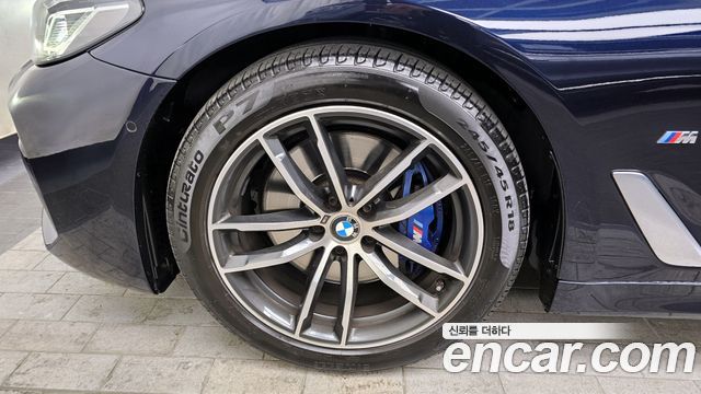 BMW 5-Series 520i M Sport