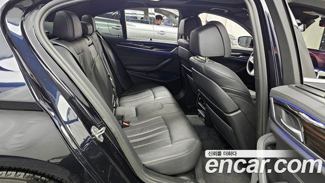 BMW 5-Series 520i M Sport