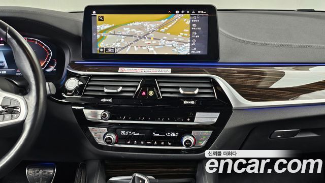 BMW 5-Series 520i M Sport