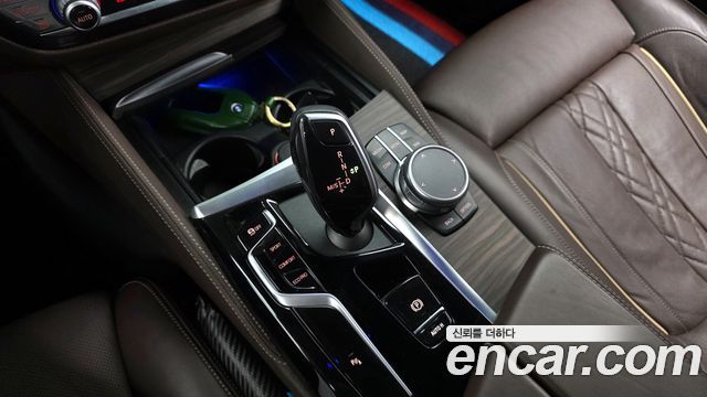 BMW 5-Series 523d M Sport