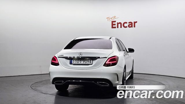 Mercedes-Benz C-Class C200 AMG Line