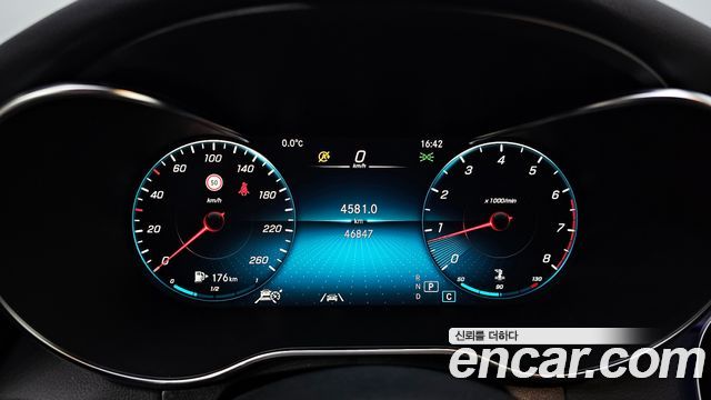 Mercedes-Benz C-Class C200 AMG Line