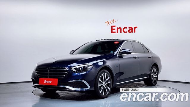 Mercedes-Benz E-Class E300e 4MATIC Exclusive