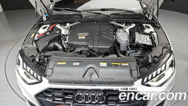 Audi A4 (B9) 45 TFSI Quattro Premium