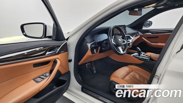 BMW 5-Series 520i M Sport