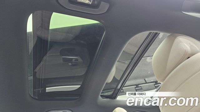 Mercedes-Benz GLA-Class GLA220