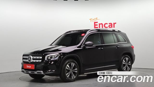 Mercedes-Benz GLB-Class GLB220