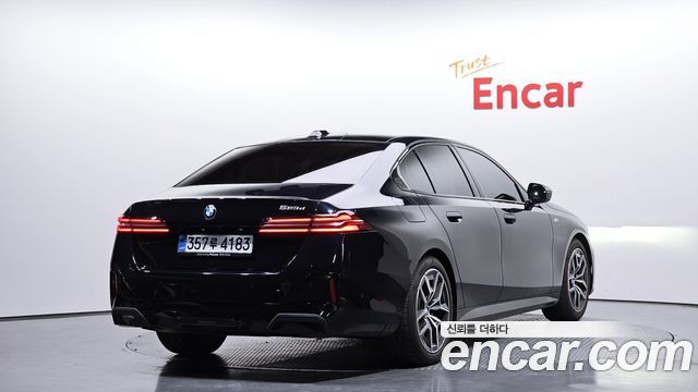 BMW 5-Series 523d M Sport