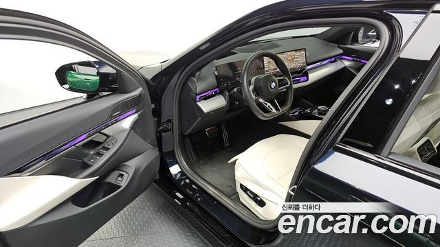 BMW 5-Series 523d M Sport